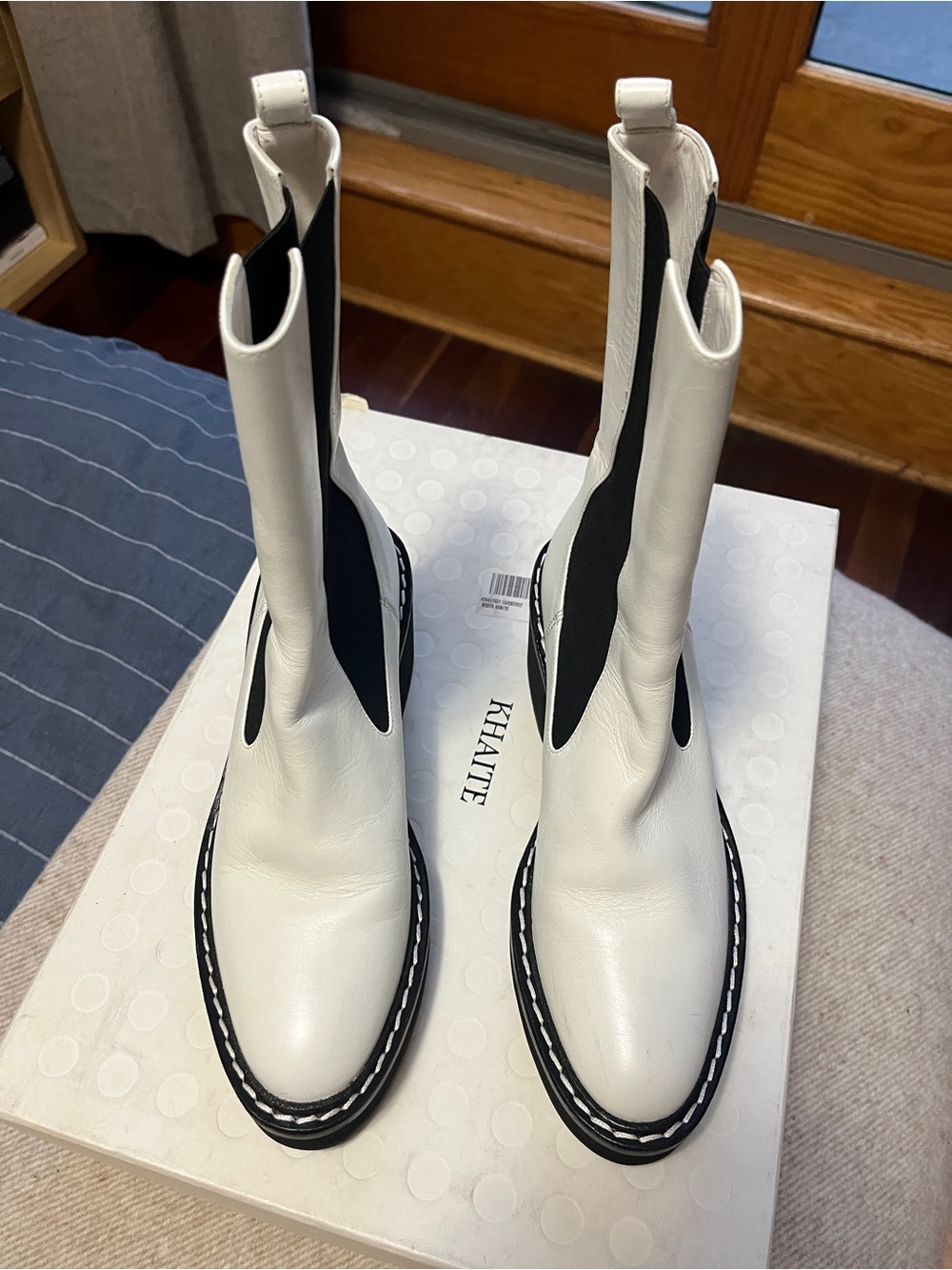 KHAITE White Leather Chelsea Heeled Boots with Black Panels - Picture 3 of 9